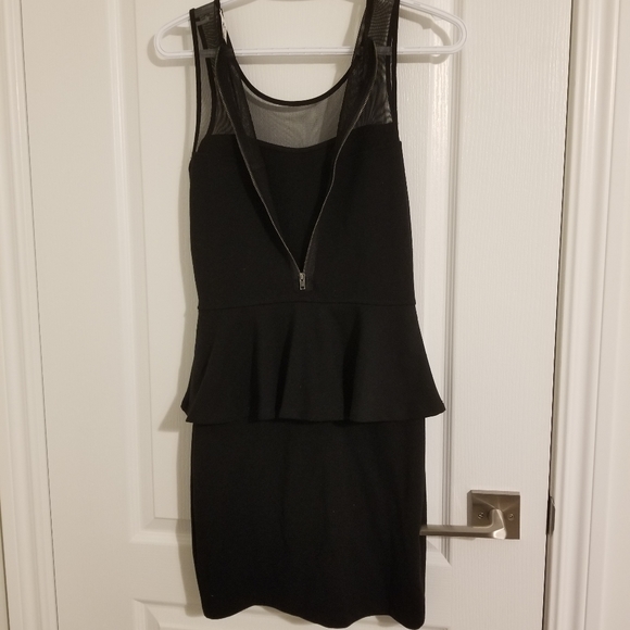 Garage Peplum dress with mesh accents and zipper size small - Picture 2 of 3